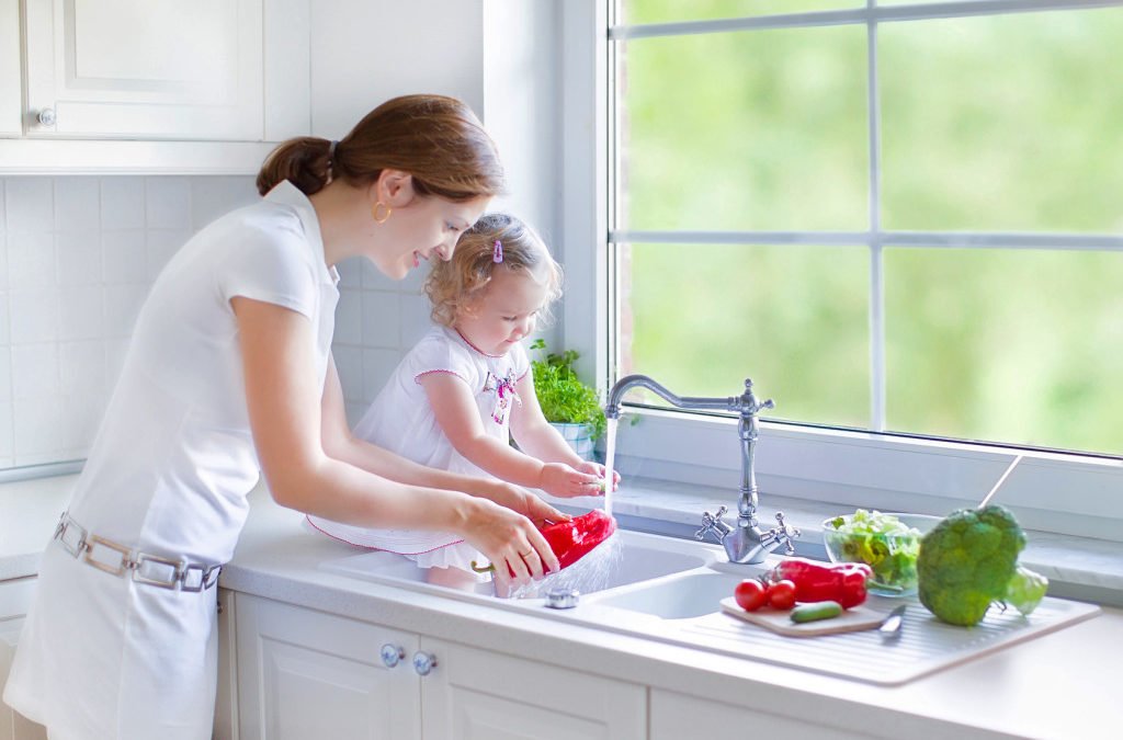 Kiedy zmiękczacze do wody są najbardziej potrzebne w Twoim domu?