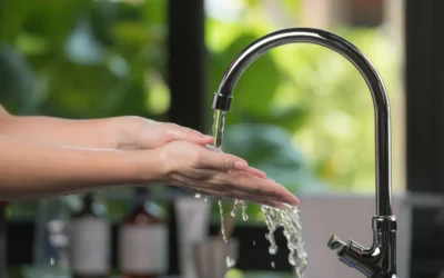 Jak uzdatnić wodę w domu – praktyczne wskazówki i porady